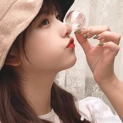 低风险产品配置升级 个股现身重仓名单 银行理财加码权益投资